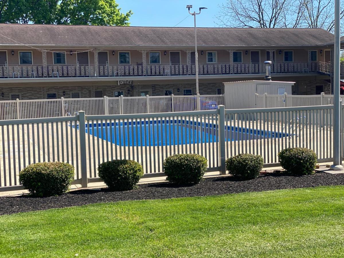 Motel White Rose - 2*